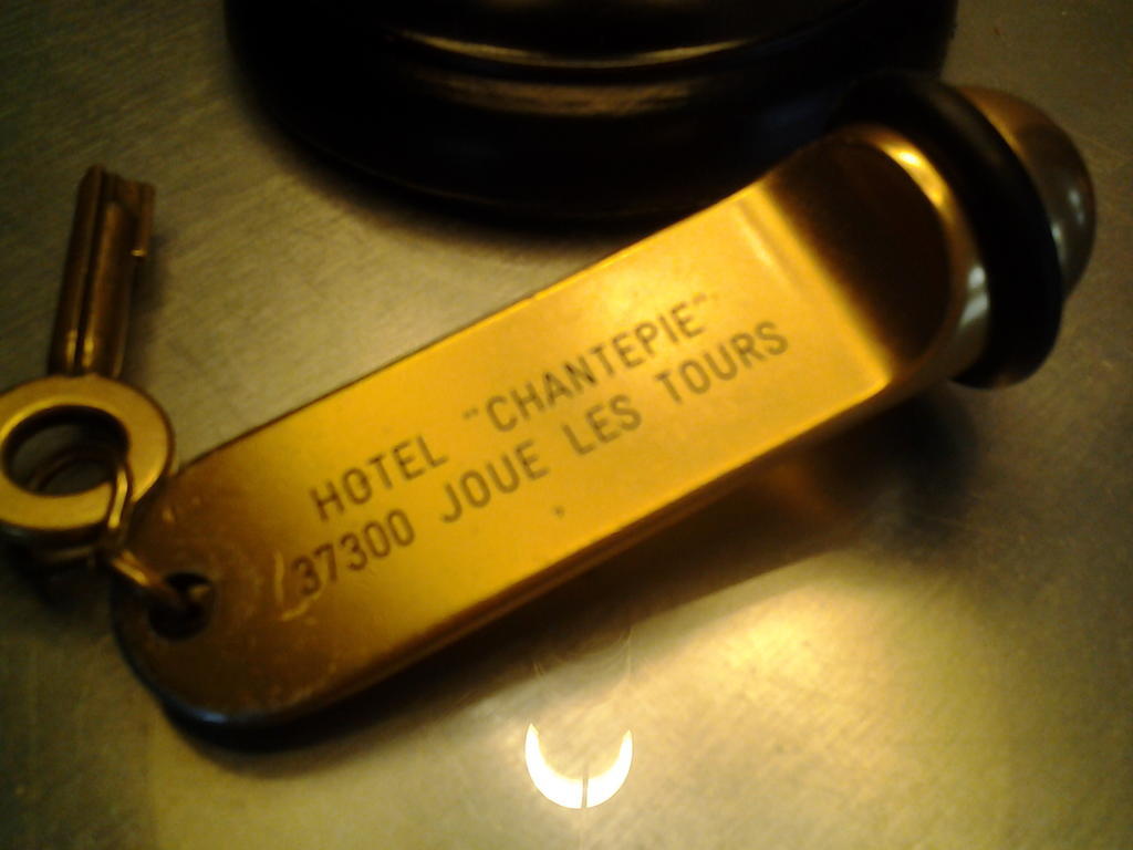 Hotel Chantepie Joue-les-Tours Exterior photo