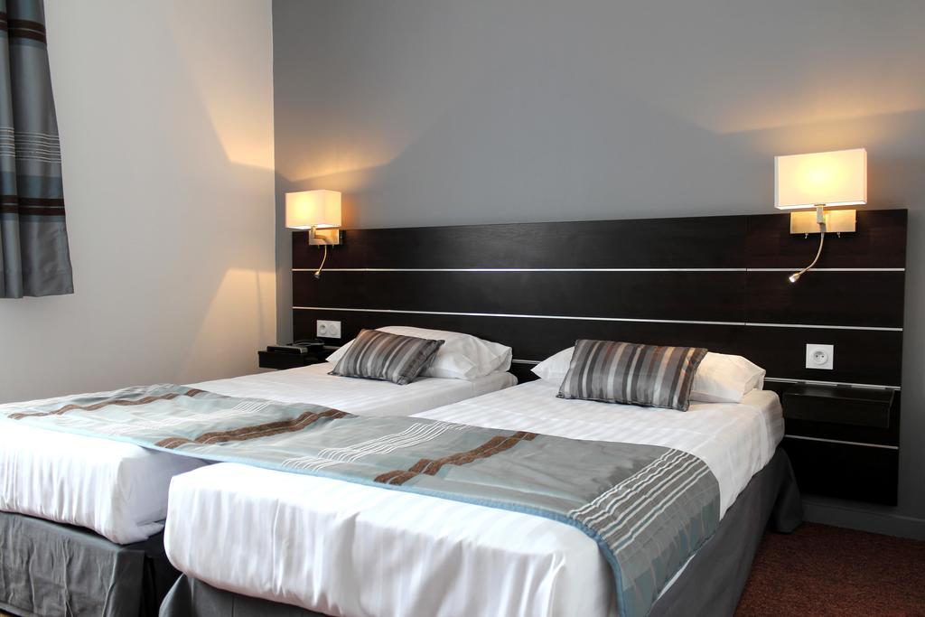 Hotel Chantepie Joue-les-Tours Exterior photo