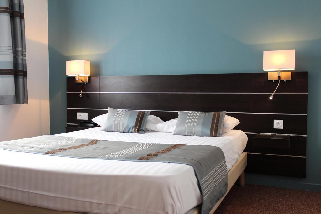 Hotel Chantepie Joue-les-Tours Room photo